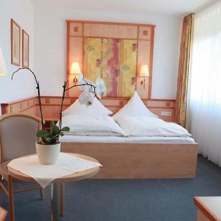 Hotel Wetterau - Self-Check-In Wolfersheim Exterior photo