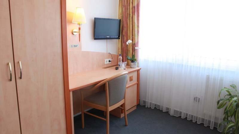 Hotel Wetterau - Self-Check-In Wolfersheim Room photo