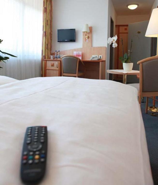 Hotel Wetterau - Self-Check-In Wolfersheim Exterior photo