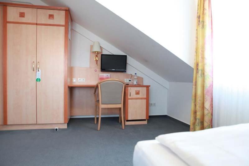 Hotel Wetterau - Self-Check-In Wolfersheim Room photo